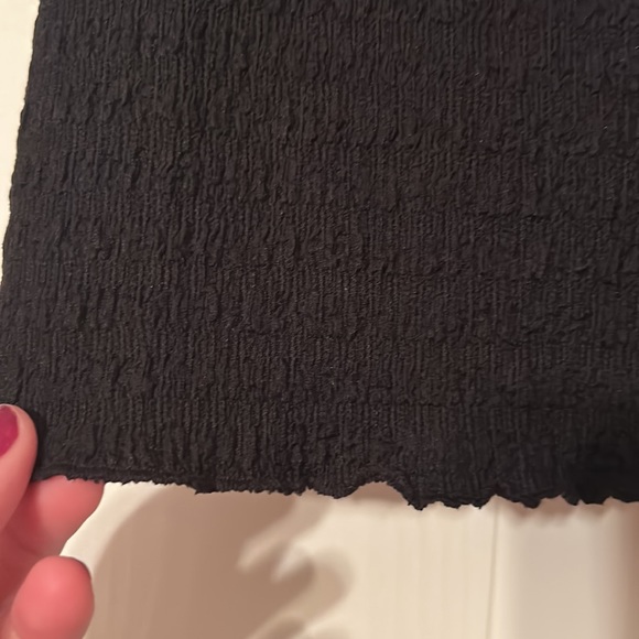 Cute Black Top - Picture 2 of 2